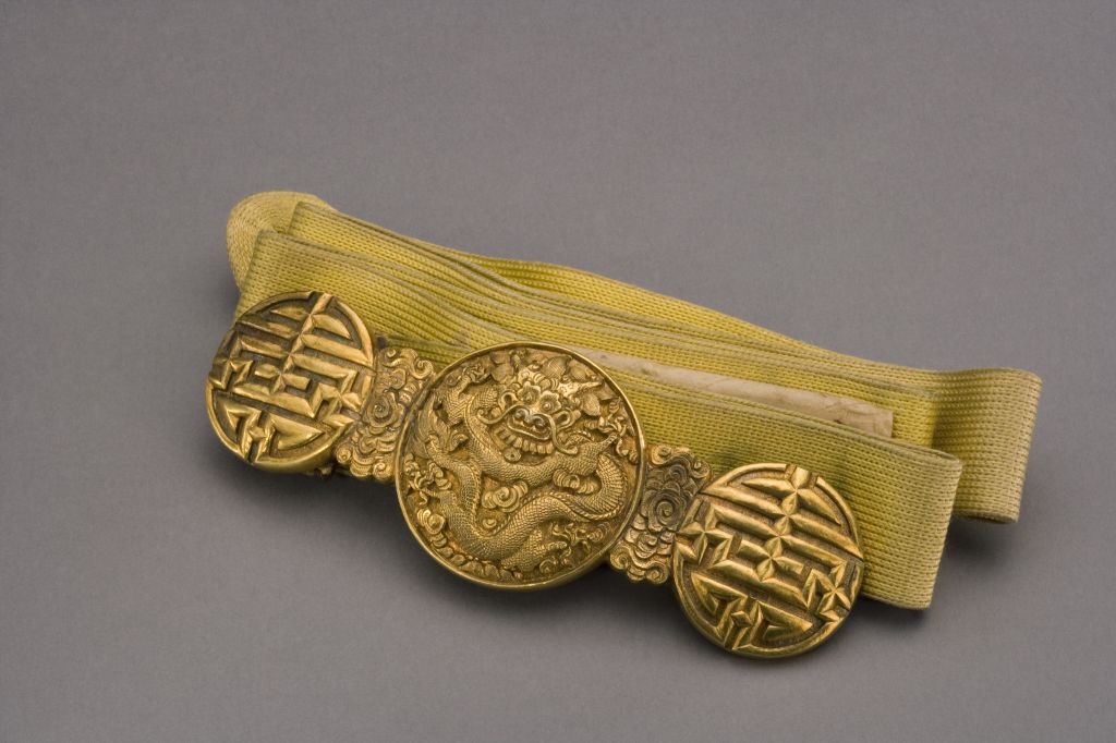 图片[1]-Gold chisel cloud dragon group longevity pattern head-China Archive